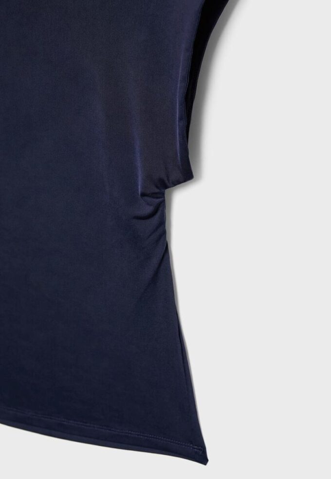 T-Shirt mit offenem Rücken T-Shirt mit offenem Rücken