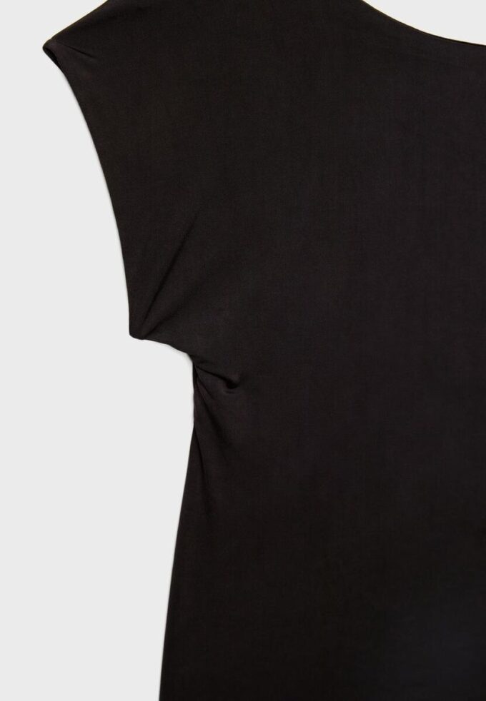 T-Shirt mit offenem Rücken T-Shirt mit offenem Rücken