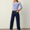Taillierter gestreifter Strickpullover Taillierter gestreifter Strickpullover