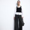 Weit geschnittene elegante Hose Weit geschnittene elegante Hose