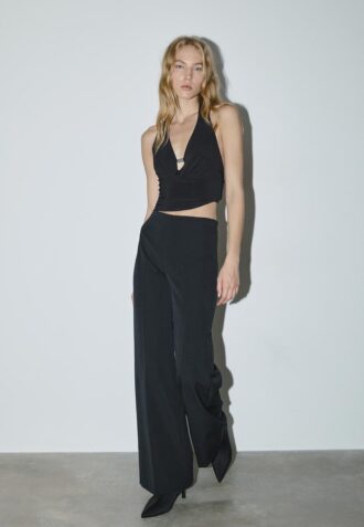 Weit geschnittene elegante Hose