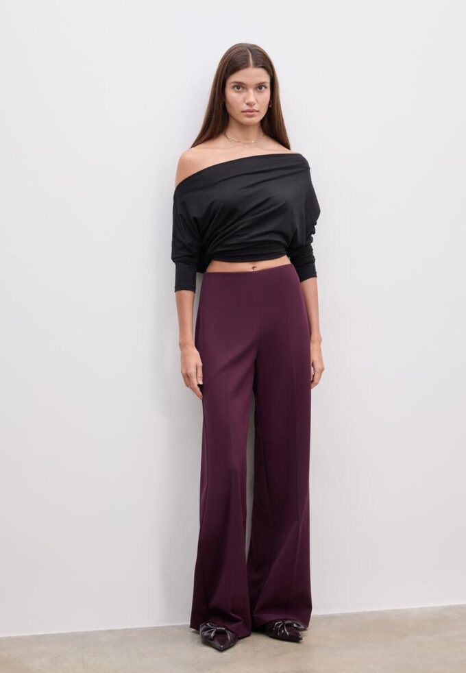 Weit geschnittene elegante Hose Weit geschnittene elegante Hose