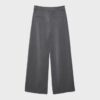 Weit geschnittene, taillierte Hose mit Abnähern Weit geschnittene, taillierte Hose mit Abnähern