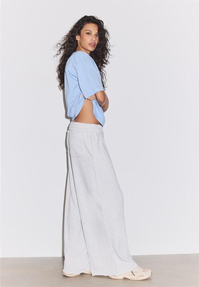 Wide Leg Plüschhose mit Zierdetails Wide Leg Plüschhose mit Zierdetails