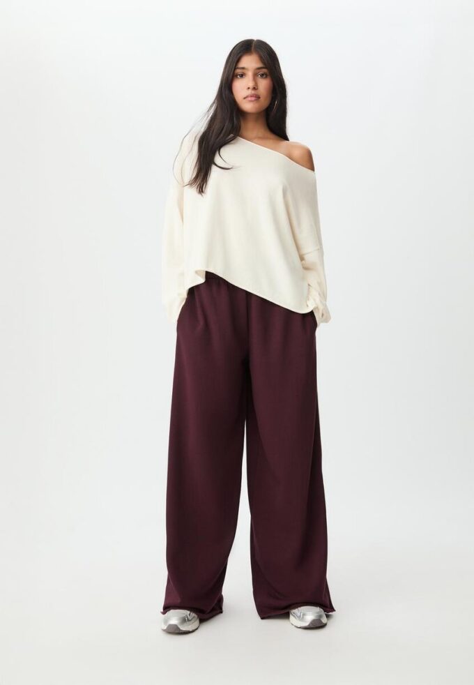 Wide Leg Plüschhose mit Zierdetails Wide Leg Plüschhose mit Zierdetails