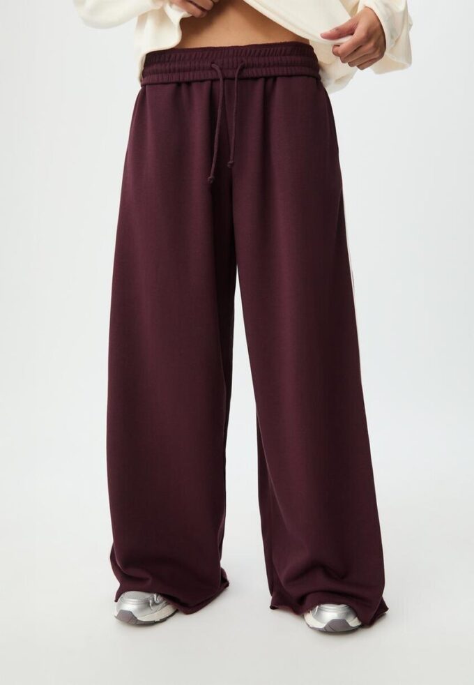 Wide Leg Plüschhose mit Zierdetails Wide Leg Plüschhose mit Zierdetails