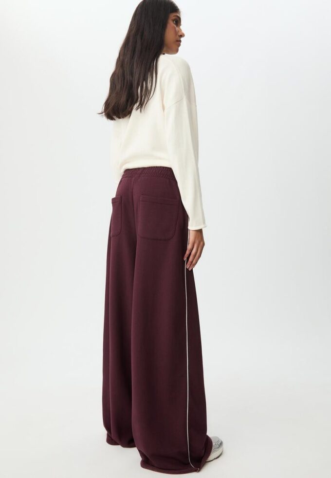 Wide Leg Plüschhose mit Zierdetails Wide Leg Plüschhose mit Zierdetails