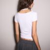 Zeilagiges Kurzarm-T-Shirt Zeilagiges Kurzarm-T-Shirt