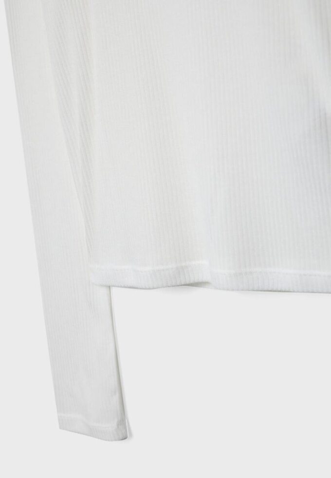 Zeilagiges T-Shirt Zeilagiges T-Shirt